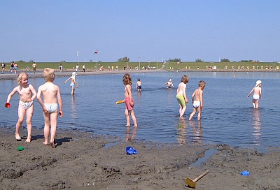 Spielende Kinder